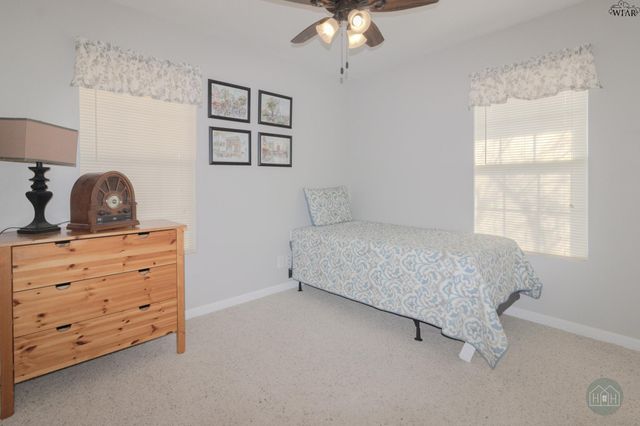 2200 GORDON STREET, Vernon, TX 76384