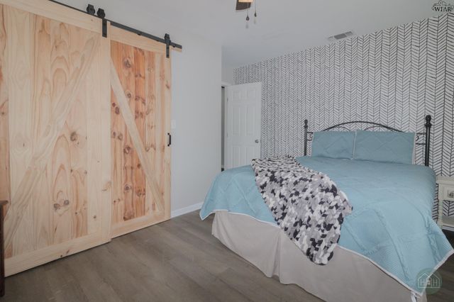 2200 GORDON STREET, Vernon, TX 76384