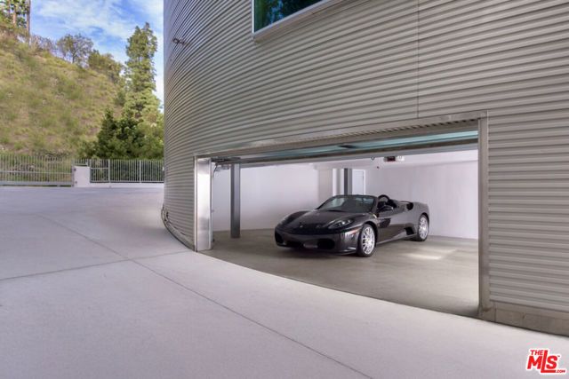 1169 Loma Linda Drive, Beverly Hills, CA 90210