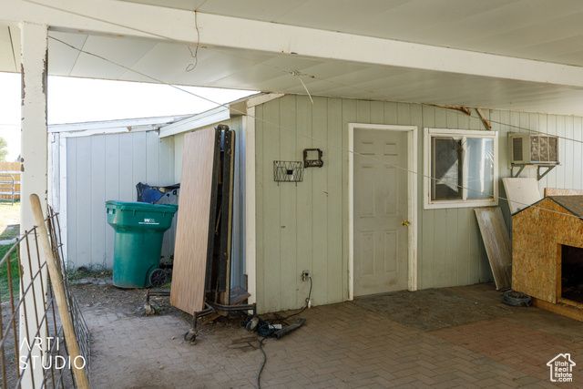 5801 S 7100 W, Hooper, UT 84315