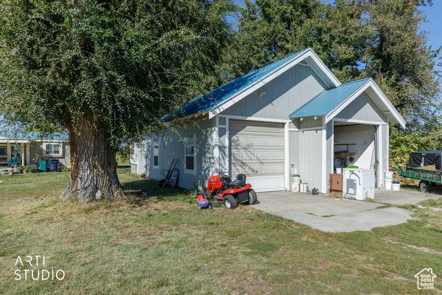5801 S 7100 W, Hooper, UT 84315