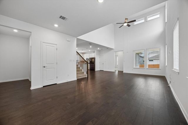 6407 Rounded Pebble LN, Buda, TX 78610