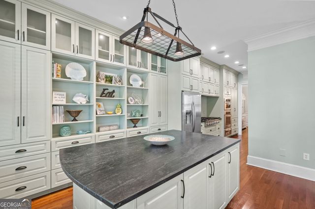 12 Paddington Circle, Savannah, GA 31410