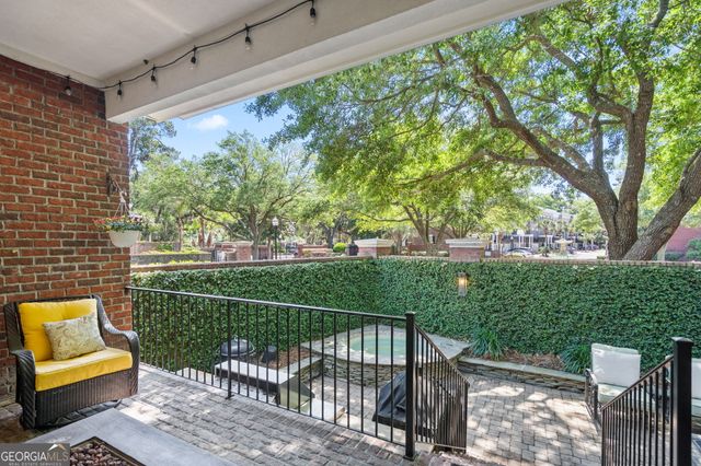 12 Paddington Circle, Savannah, GA 31410