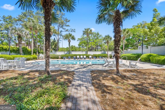 12 Paddington Circle, Savannah, GA 31410