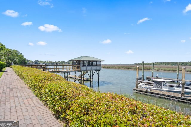 12 Paddington Circle, Savannah, GA 31410