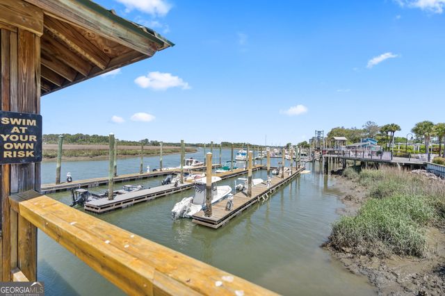 12 Paddington Circle, Savannah, GA 31410