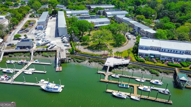12 Paddington Circle, Savannah, GA 31410