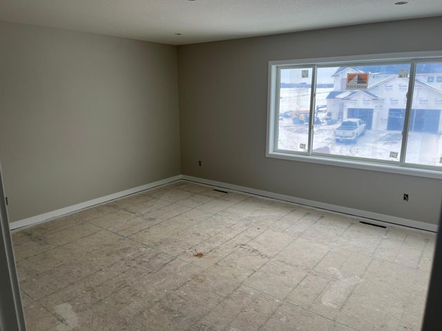 2206 Elk Run Drive SE, Pine Island, MN 55963