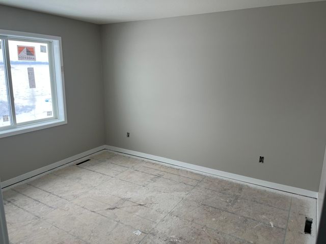 2206 Elk Run Drive SE, Pine Island, MN 55963