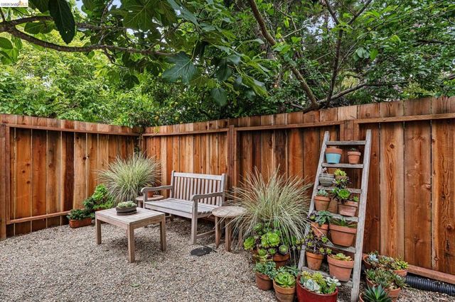 1744 Addison, Berkeley, CA 94703