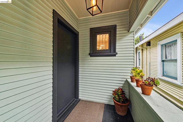 1744 Addison, Berkeley, CA 94703