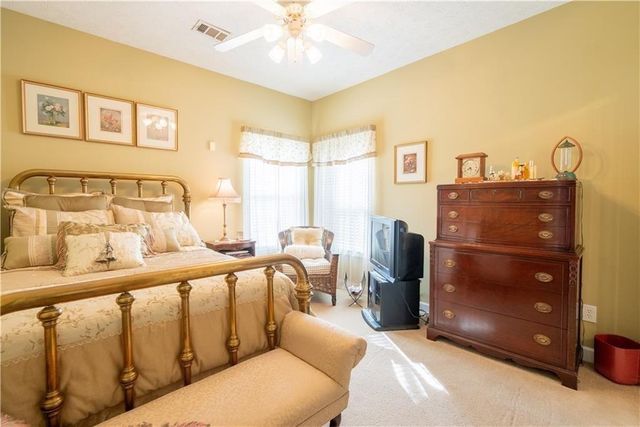 120 Warren Way, Fayetteville, GA 30215