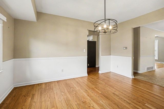 5132 Mapleridge Drive, Portage City, MI 49024