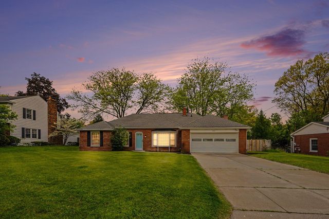 5132 Mapleridge Drive, Portage City, MI 49024