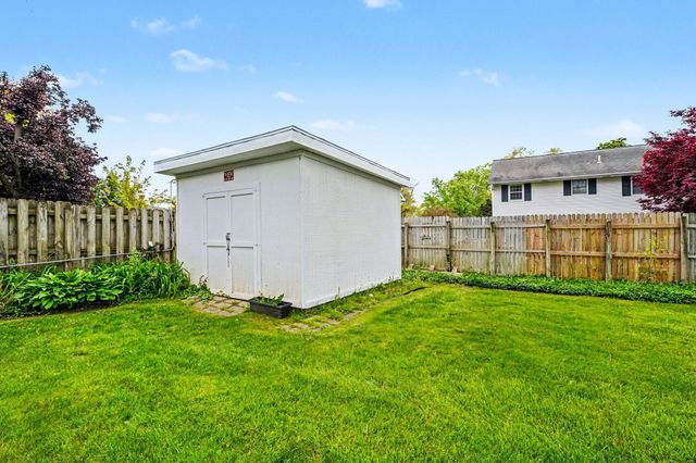 5132 Mapleridge Drive, Portage City, MI 49024