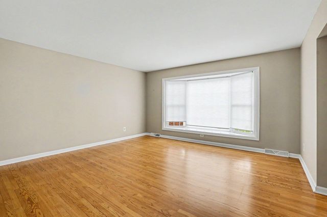5132 Mapleridge Drive, Portage City, MI 49024