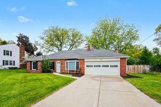 5132 Mapleridge Drive, Portage City, MI 49024