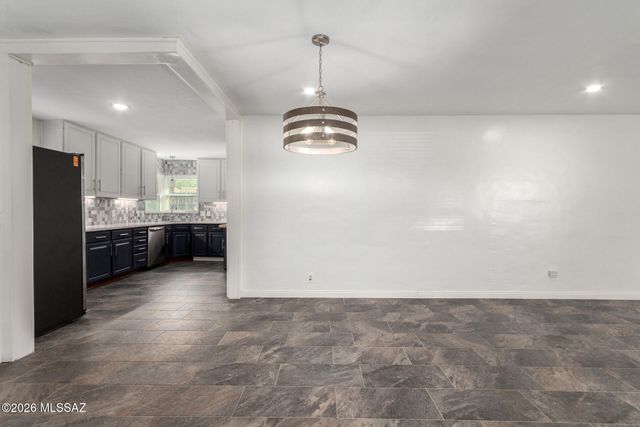 225 W 1st Street, Tucson, AZ 85705