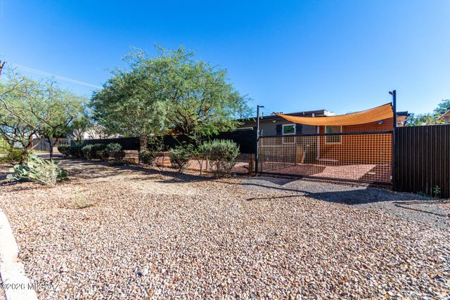 225 W 1st Street, Tucson, AZ 85705
