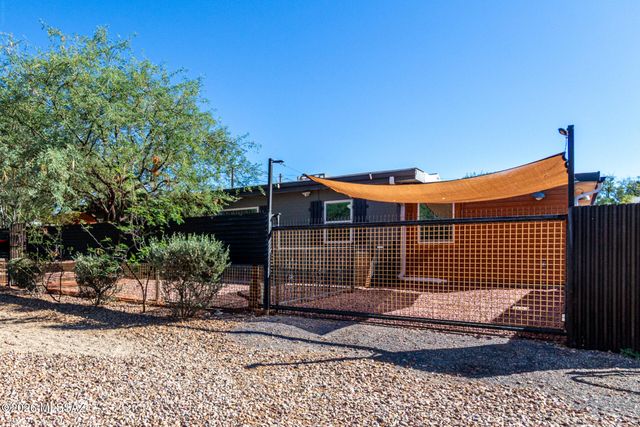225 W 1st Street, Tucson, AZ 85705