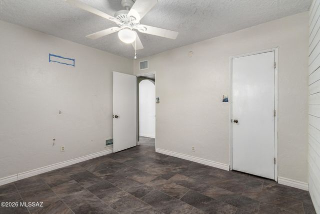 225 W 1st Street, Tucson, AZ 85705