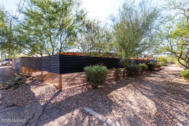 225 W 1st Street, Tucson, AZ 85705