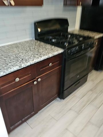 6815 Beachwood Street 3, Houston, TX 77021