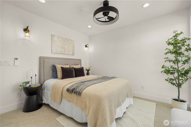 363 NW 76th Street, Seattle, WA 98117