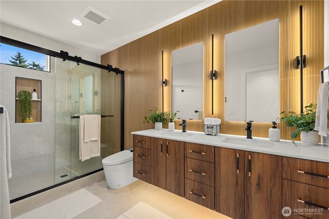 363 NW 76th Street, Seattle, WA 98117