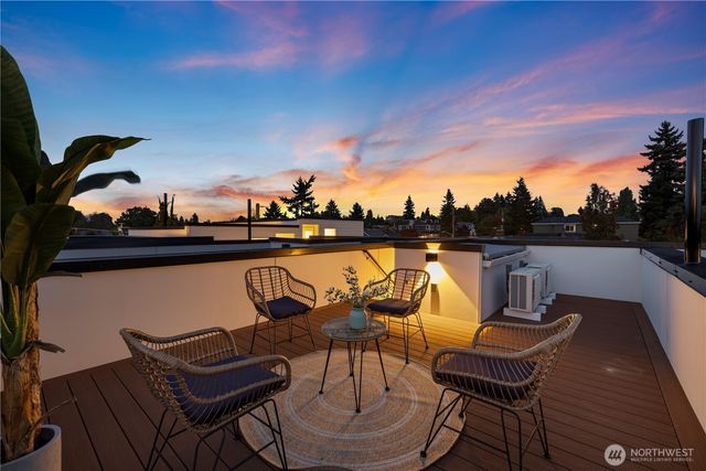 363 NW 76th Street, Seattle, WA 98117