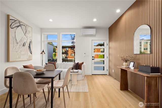 363 NW 76th Street, Seattle, WA 98117