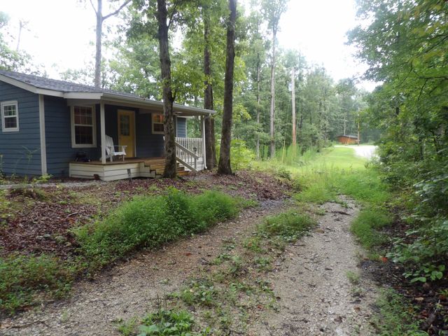 135 Tooley Trail Lane, Mc Ewen, TN 37101