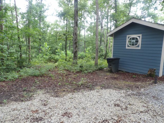 135 Tooley Trail Lane, Mc Ewen, TN 37101