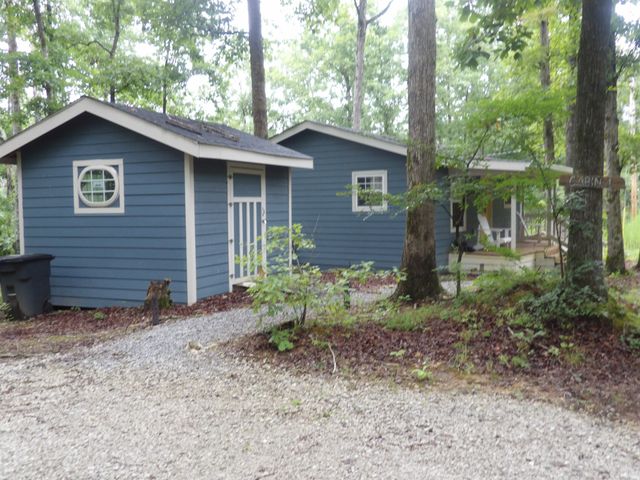 135 Tooley Trail Lane, Mc Ewen, TN 37101
