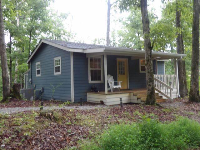 135 Tooley Trail Lane, Mc Ewen, TN 37101
