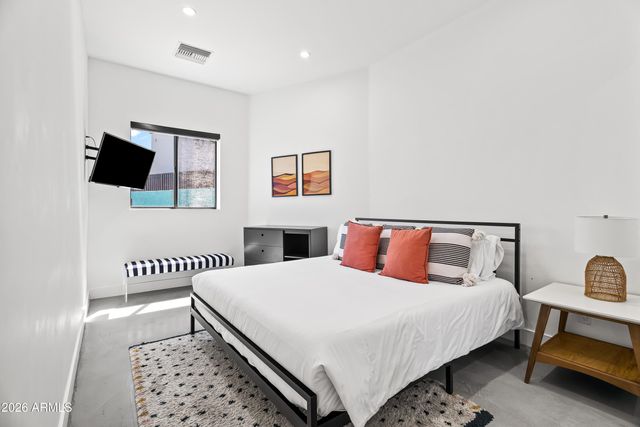 6819 E CHAPARRAL Road, Paradise Valley, AZ 85253