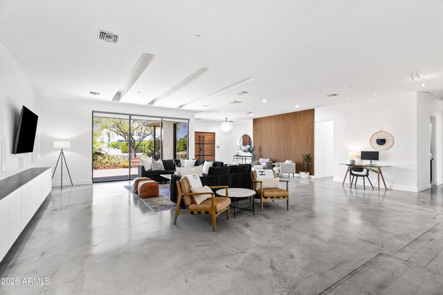 6819 E CHAPARRAL Road, Paradise Valley, AZ 85253