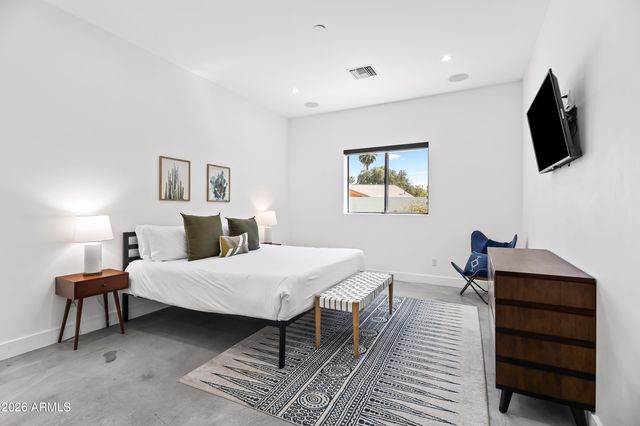 6819 E CHAPARRAL Road, Paradise Valley, AZ 85253