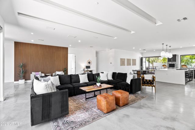 6819 E CHAPARRAL Road, Paradise Valley, AZ 85253