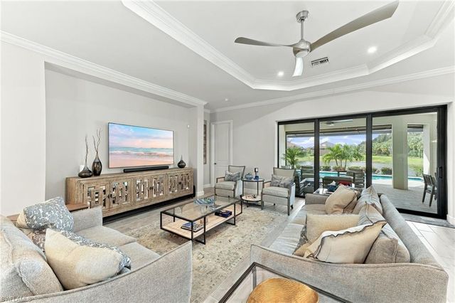 8333 Promoso CT, Naples, FL 34114