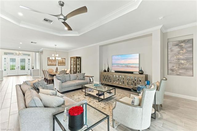 8333 Promoso CT, Naples, FL 34114