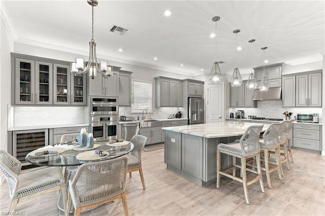 8333 Promoso CT, Naples, FL 34114
