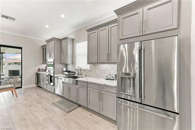 8333 Promoso CT, Naples, FL 34114