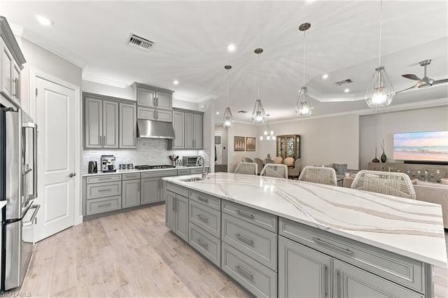 8333 Promoso CT, Naples, FL 34114