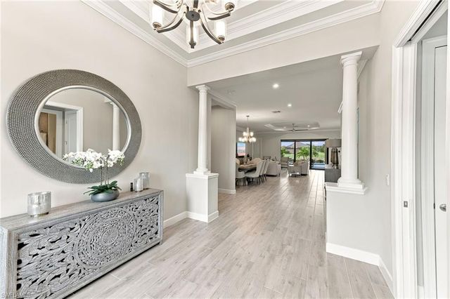 8333 Promoso CT, Naples, FL 34114