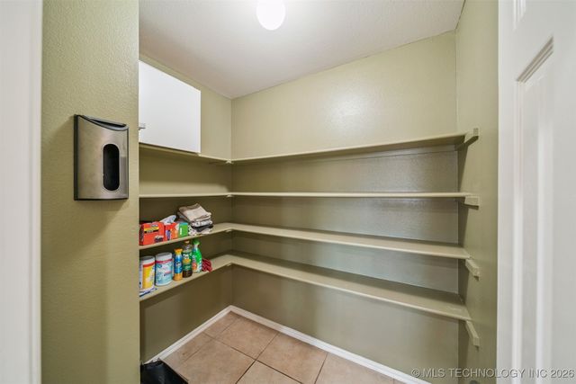 11213 S 275th East Avenue, Coweta, OK 74429