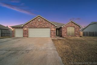 11213 S 275th East Avenue, Coweta, OK 74429