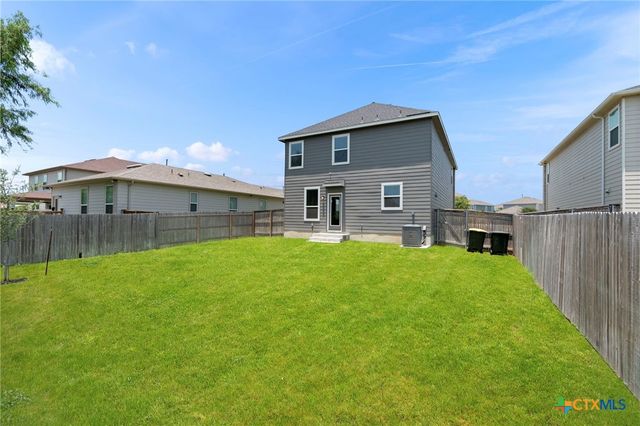 5012 Arrow Vista, Marion, TX 78124