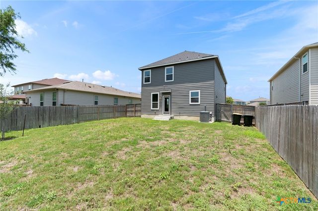 5012 Arrow Vista, Marion, TX 78124